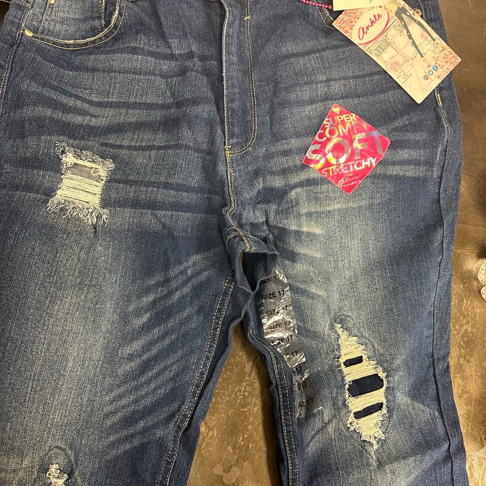 NWT Jeans